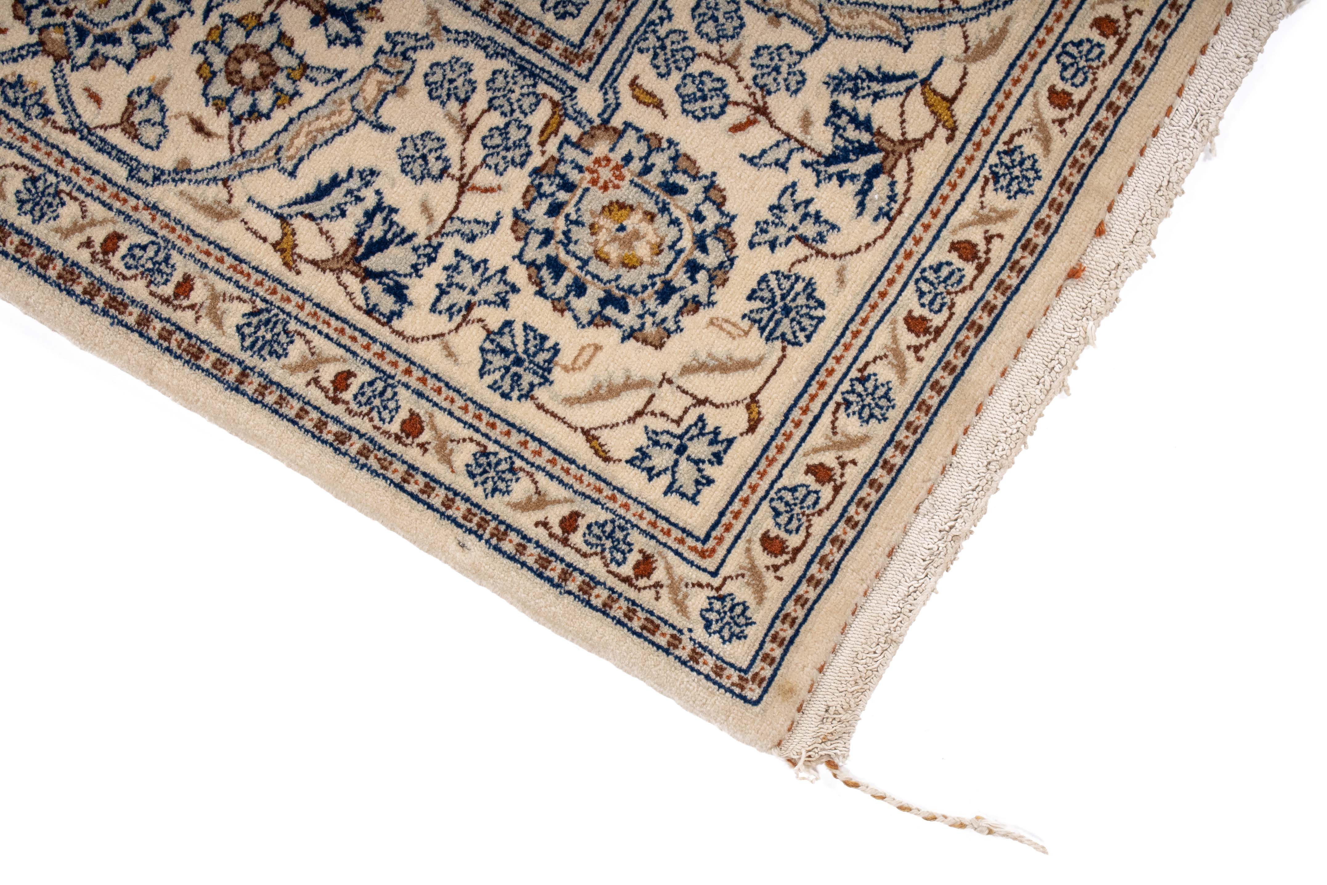 Vintage Persian Kashan Rug <br> 4'0 x 7'2