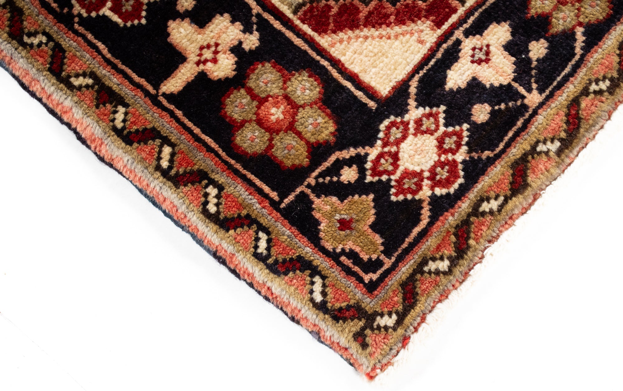 Persia Heriz Rug <br> 2'10 x 3'8