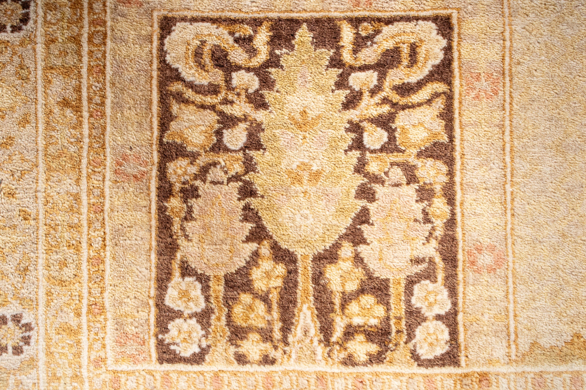 Pakistan Serapi, Book Cover Design Rug <br> 3'3' x 5'1'