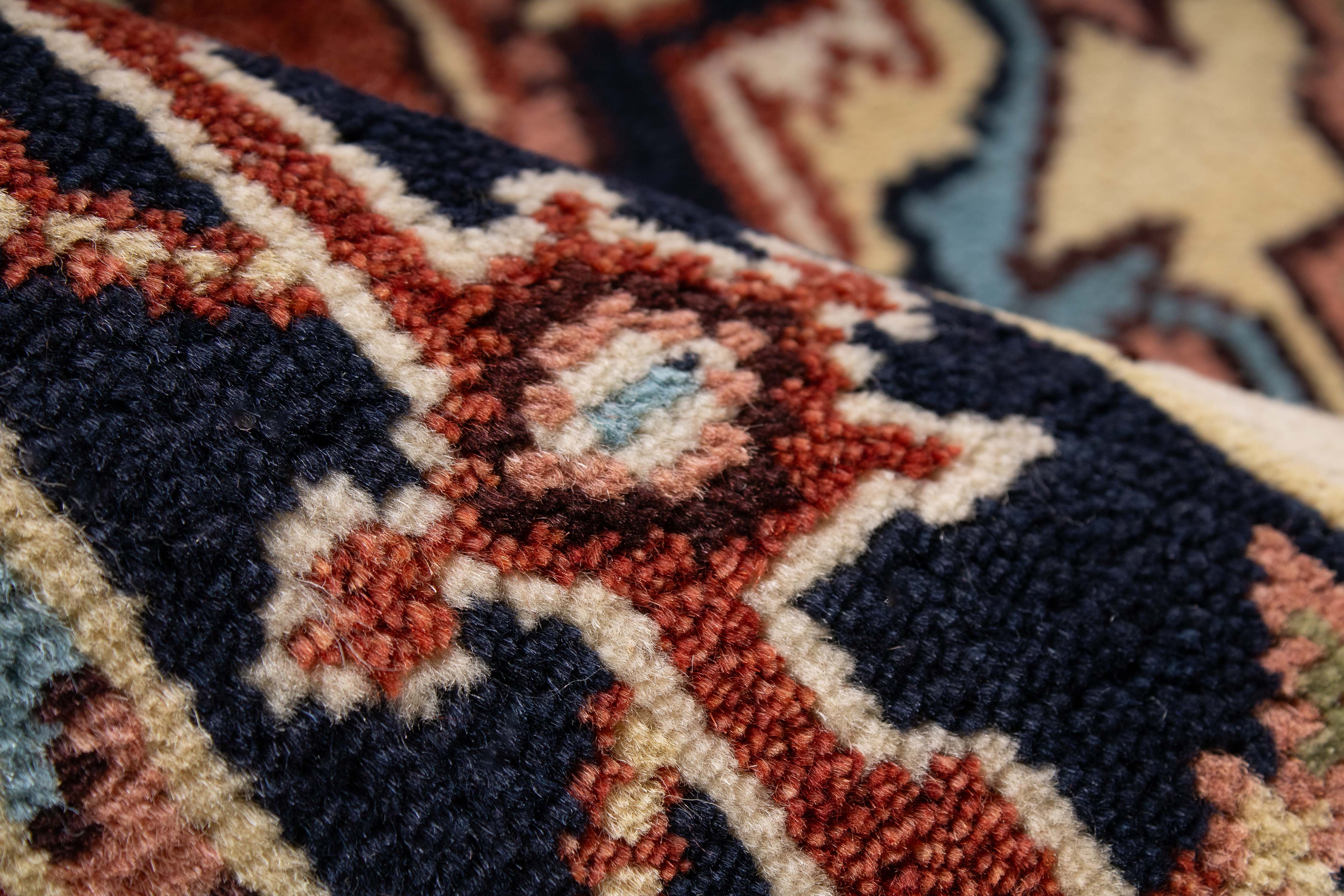 New Indian Serapi Rug <br> 2'8 x 7'10