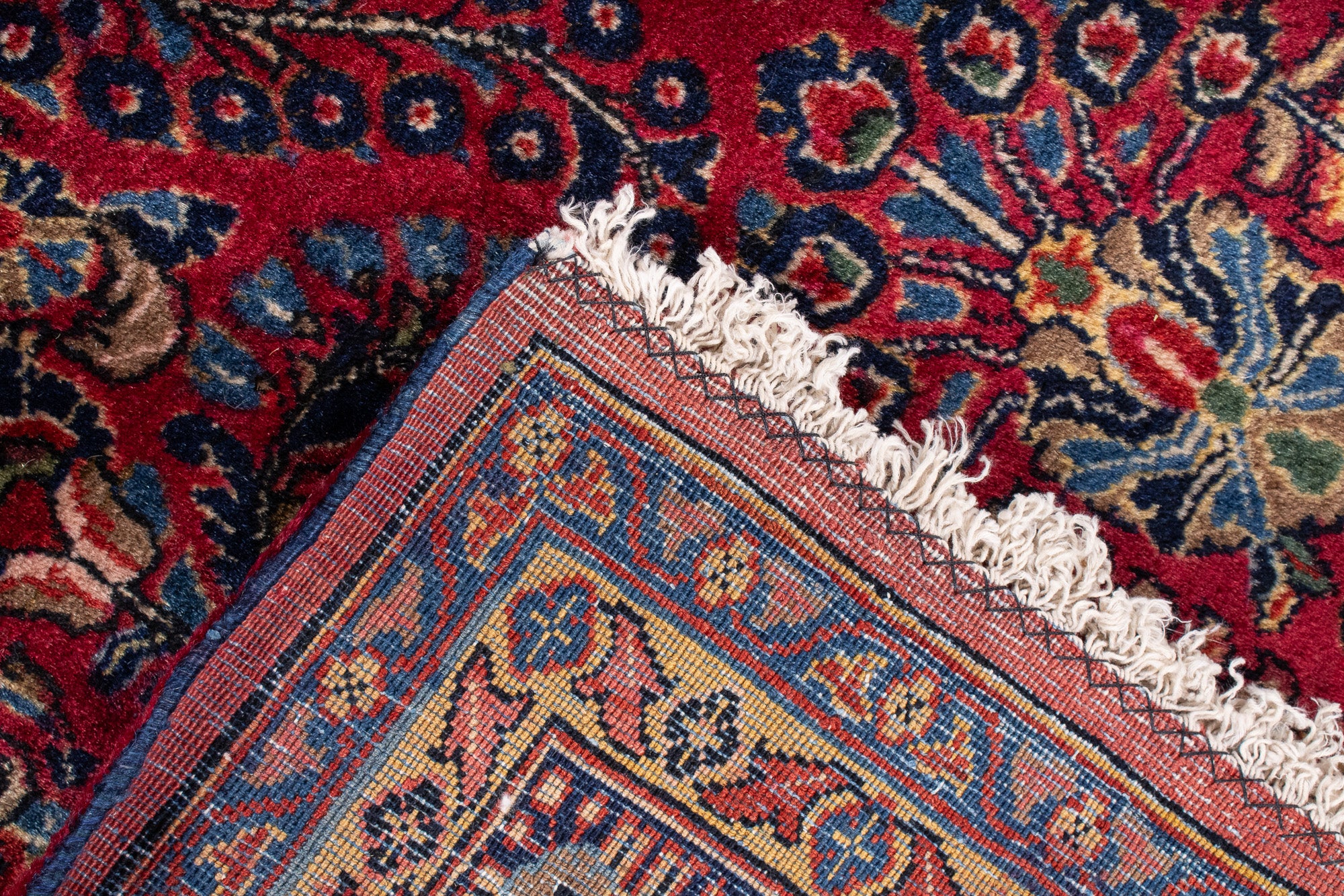 Antique Persia Sarouk Rug <br> 4'3' x 6'3'