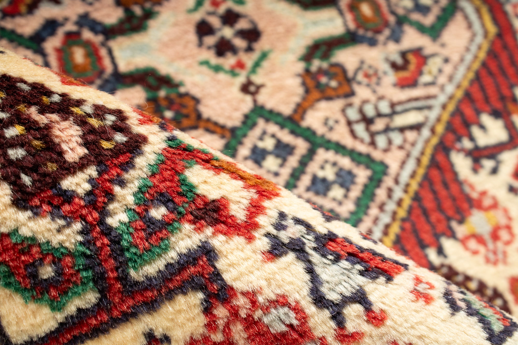 Traditional Persian Hamadan Rug <br> 2'9 x 3'10