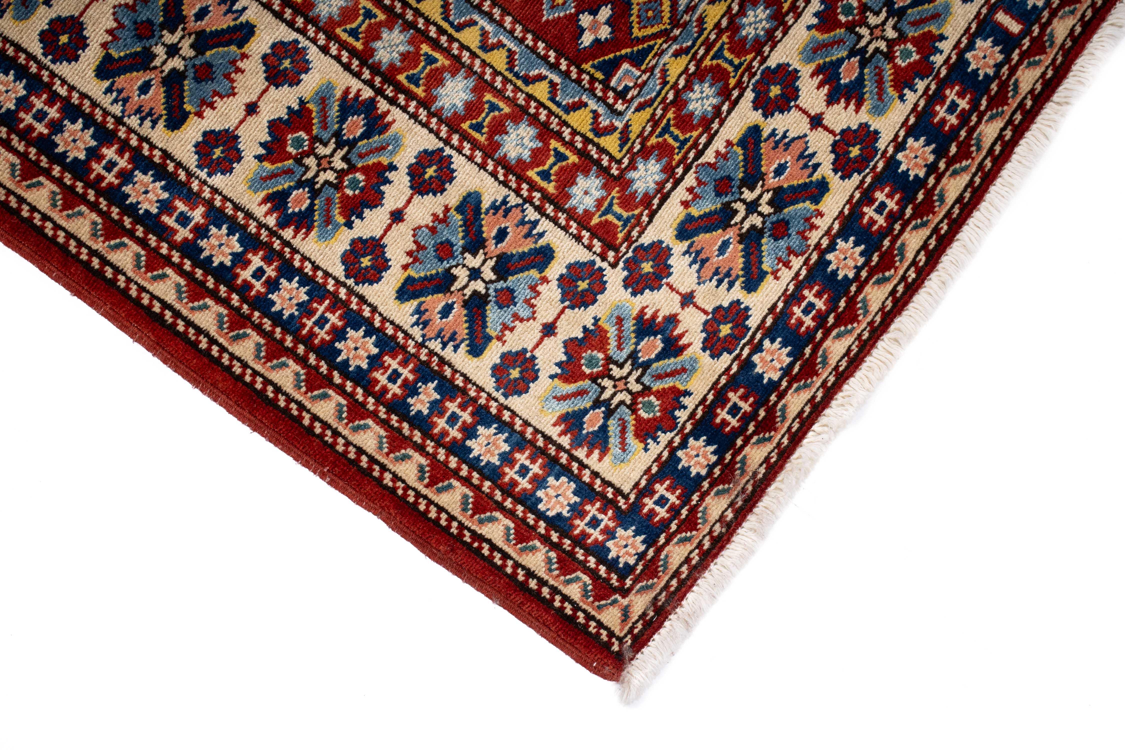 Fine Pakistan Shirvan Design Rug <br> 5'3 x 7'2