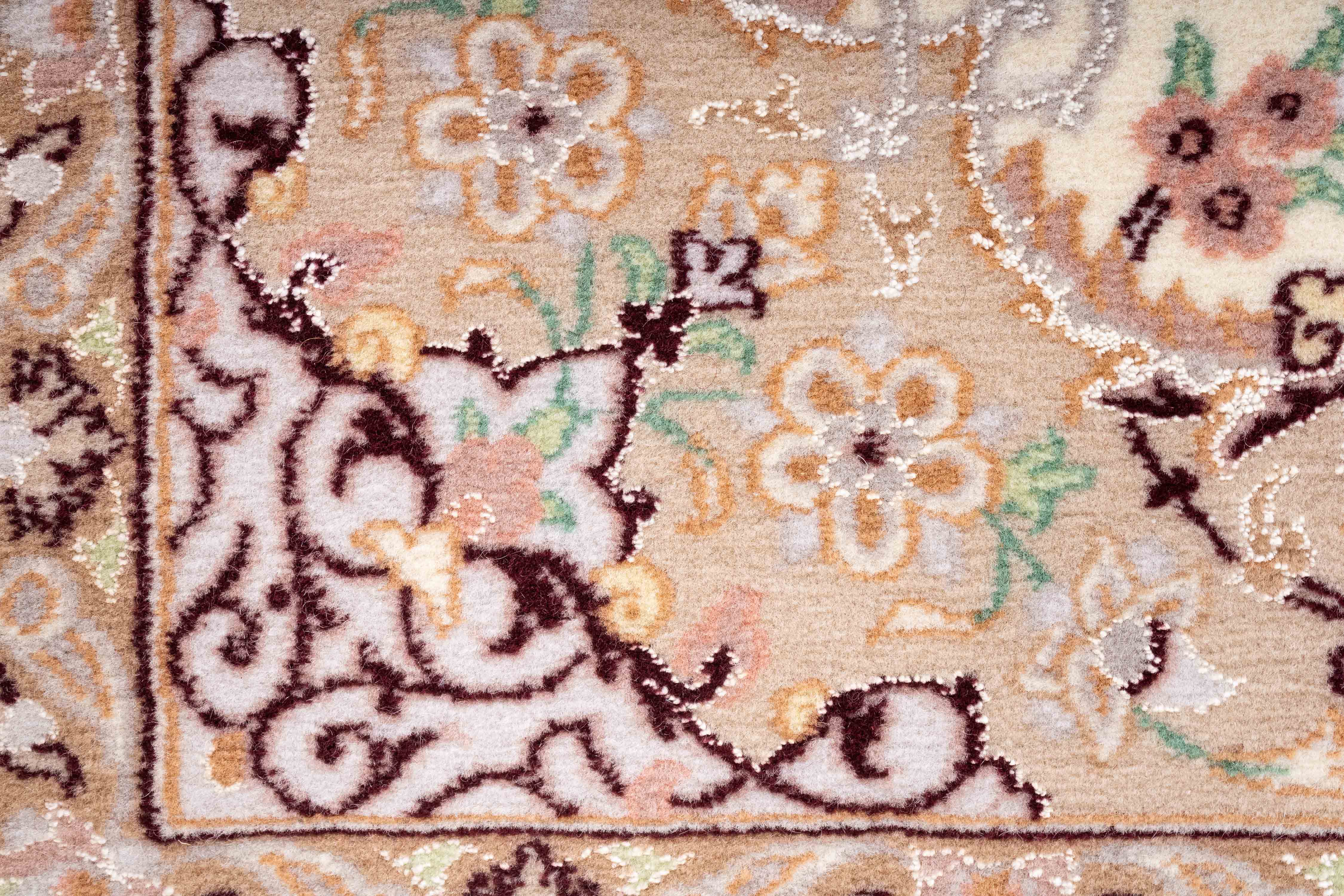 Fine Persian Isfahan Rug <br> 3'9 x 5'8