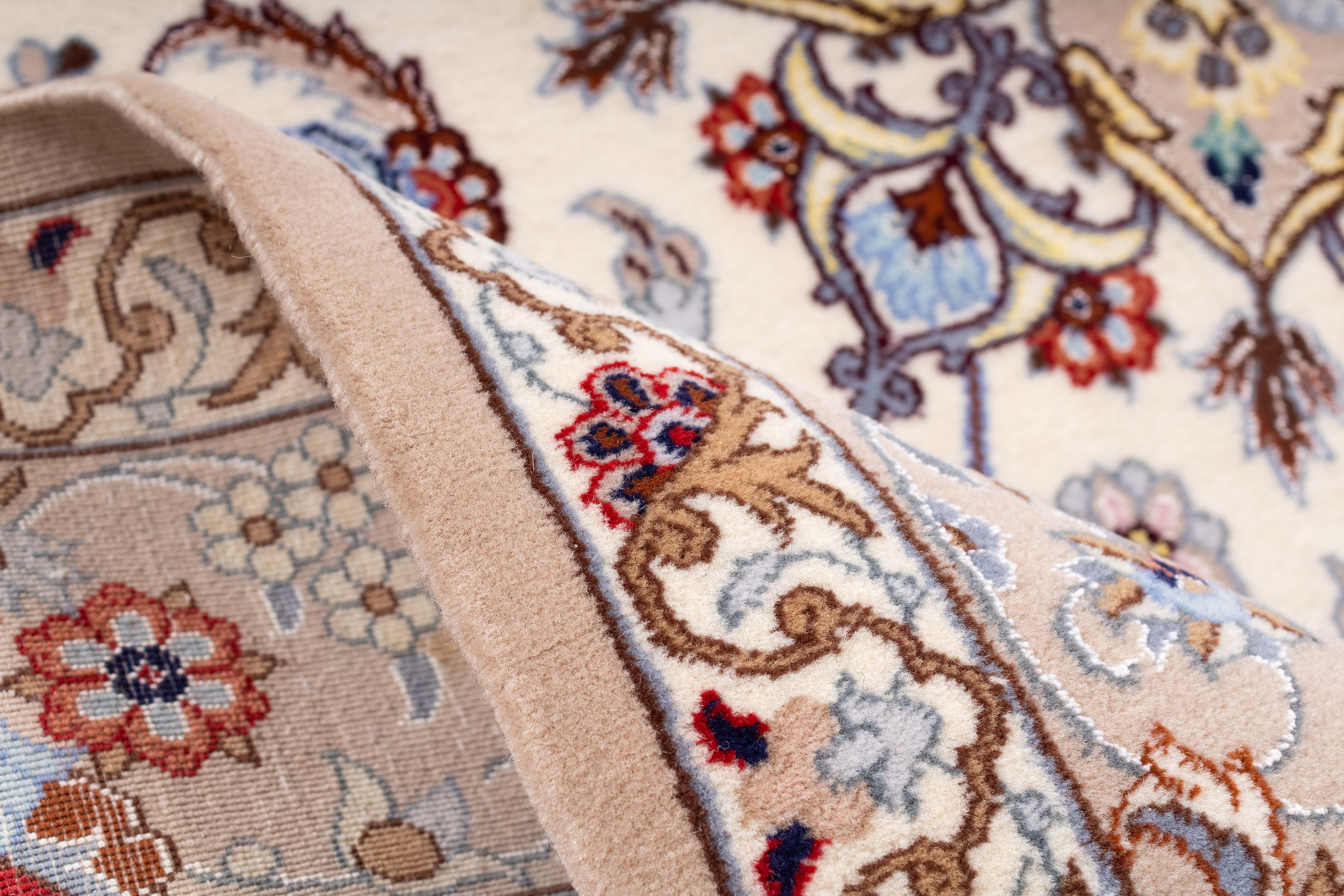 Fine Persian Isfahan Rug <br> 3'8 x 5'6