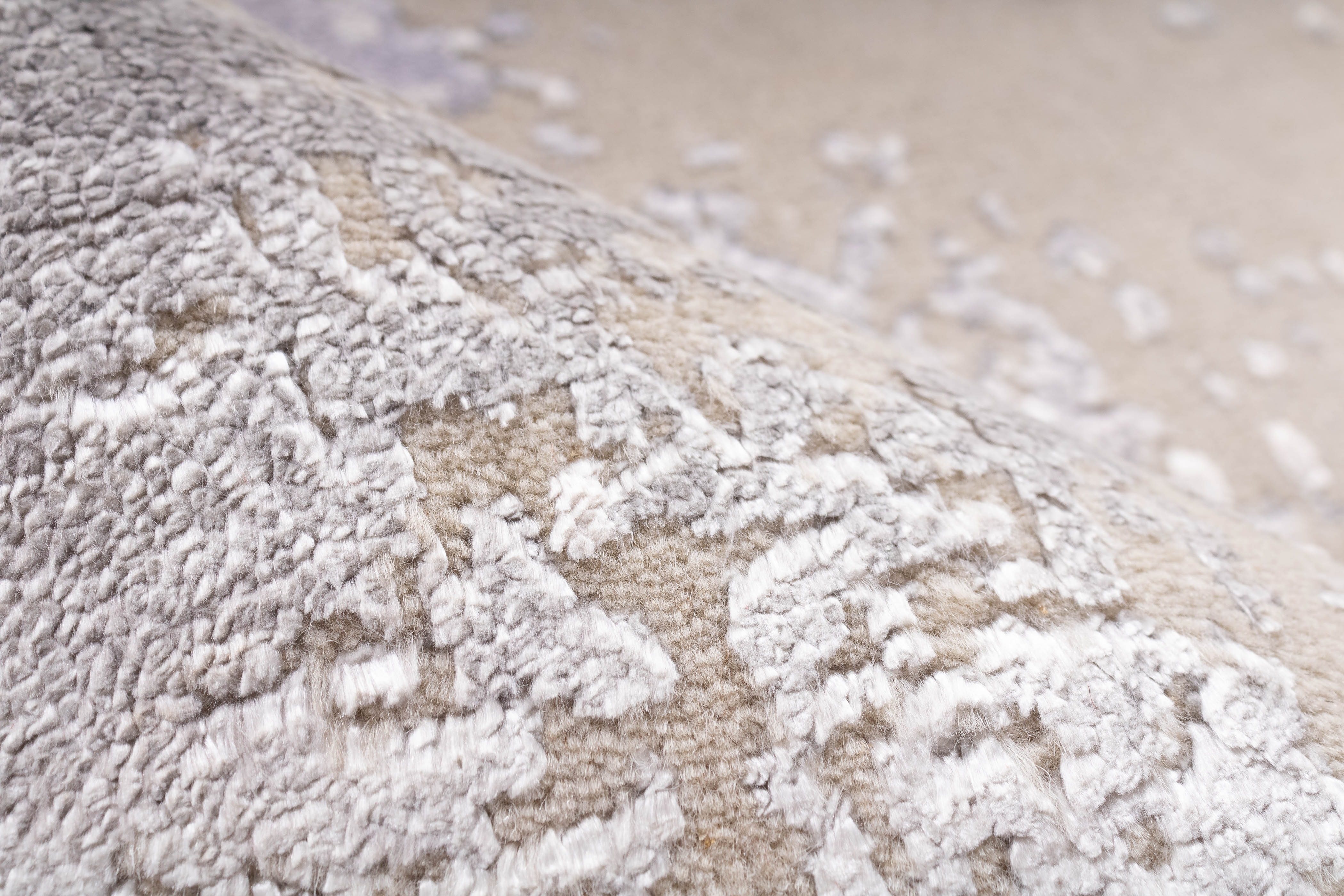 New Indian Contemporary Rug 4'1 x 6'0