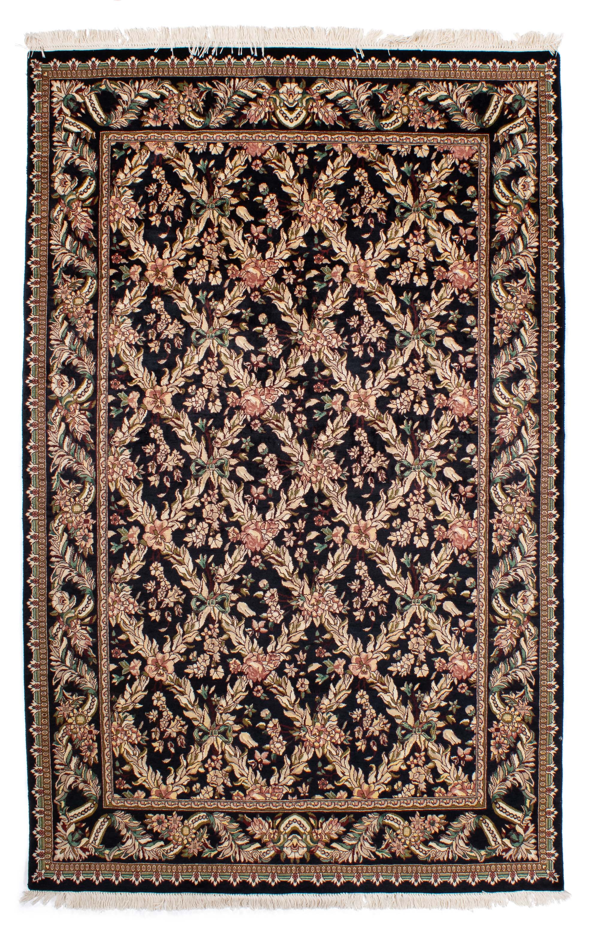 New Pakistan Savonnerie Design Rug <br> 4'6 x 7'1
