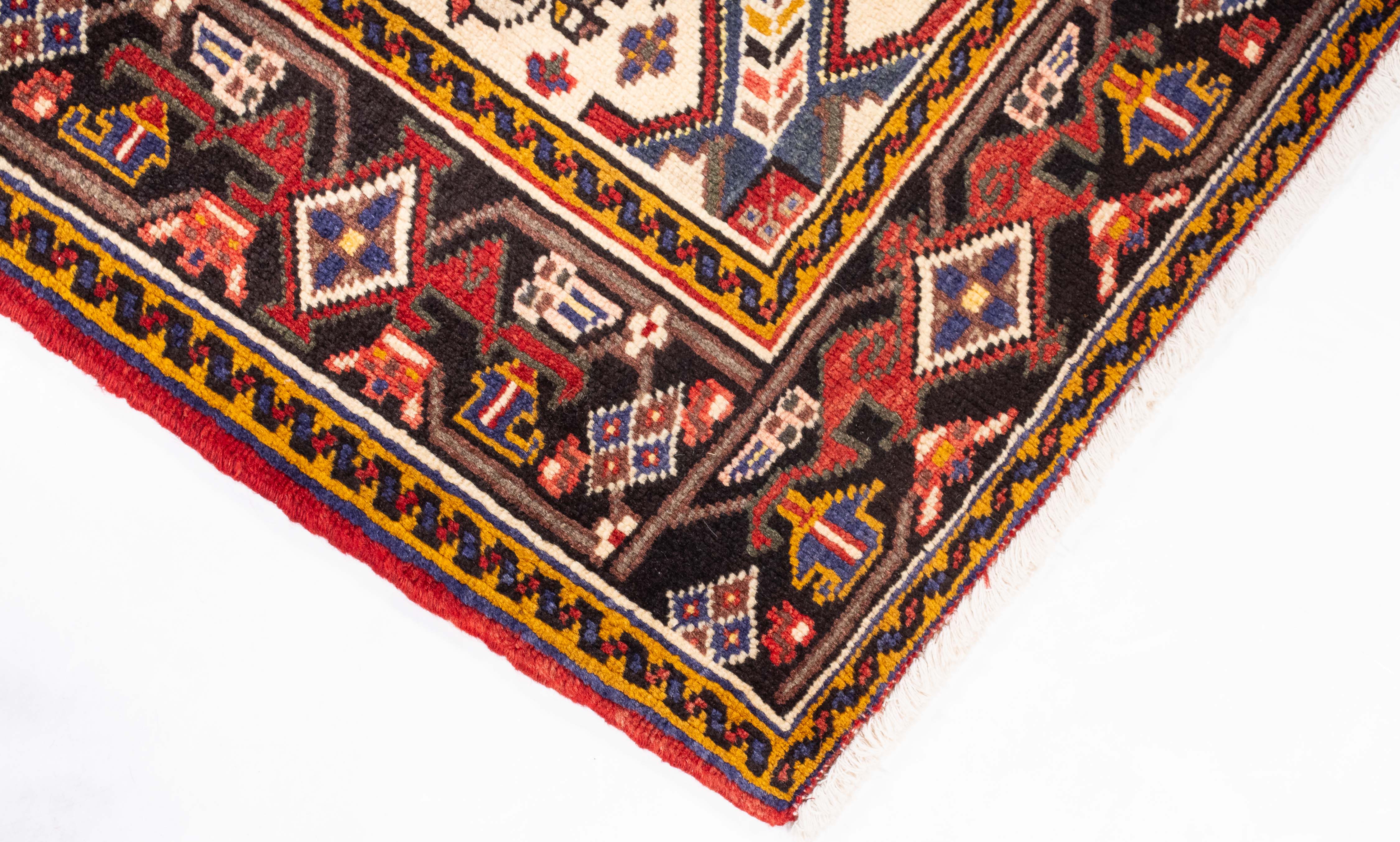Persian Heriz Rug <br> 5'2 x 6'6