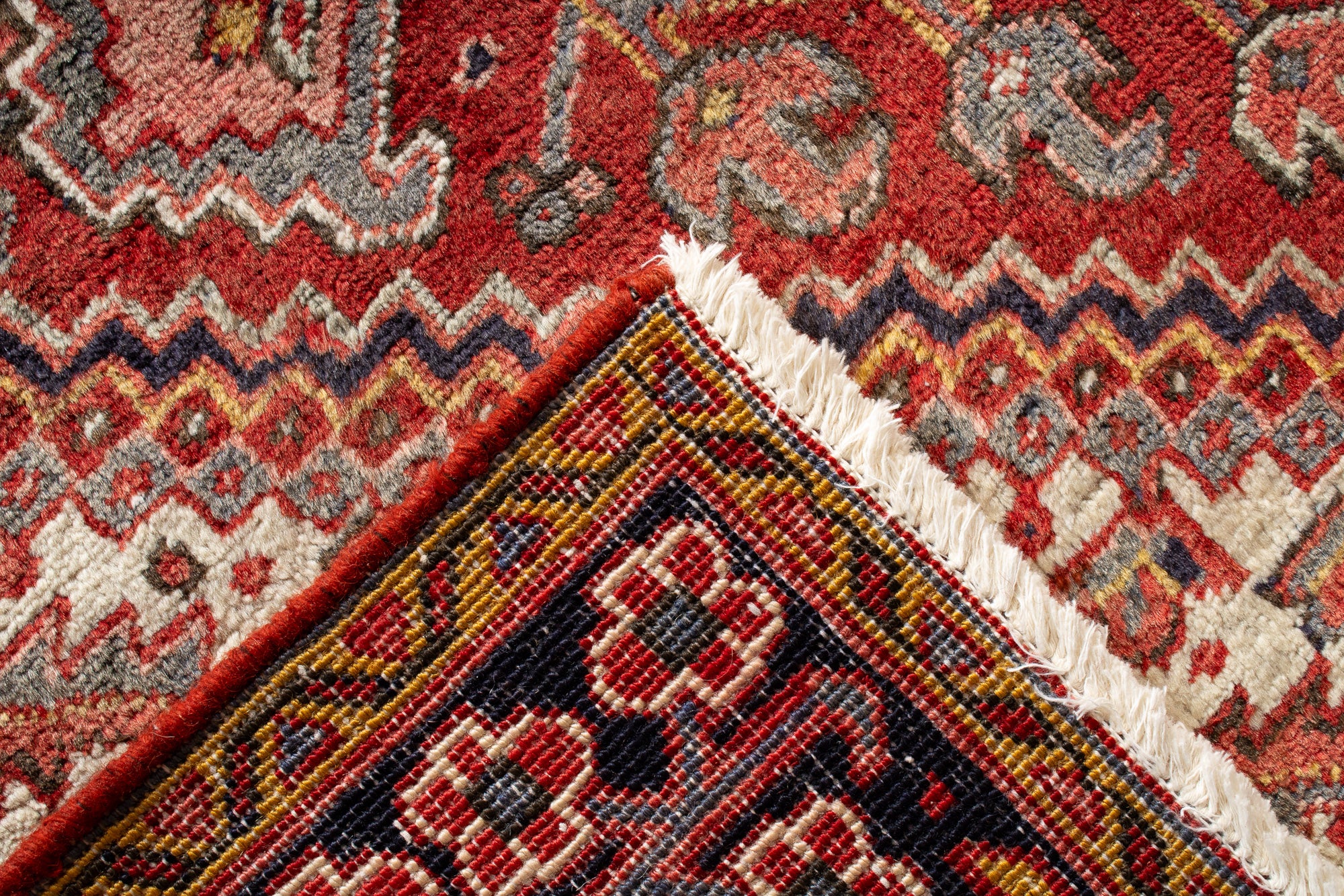Persian Heriz Rug <br> 8'2 x 11'2