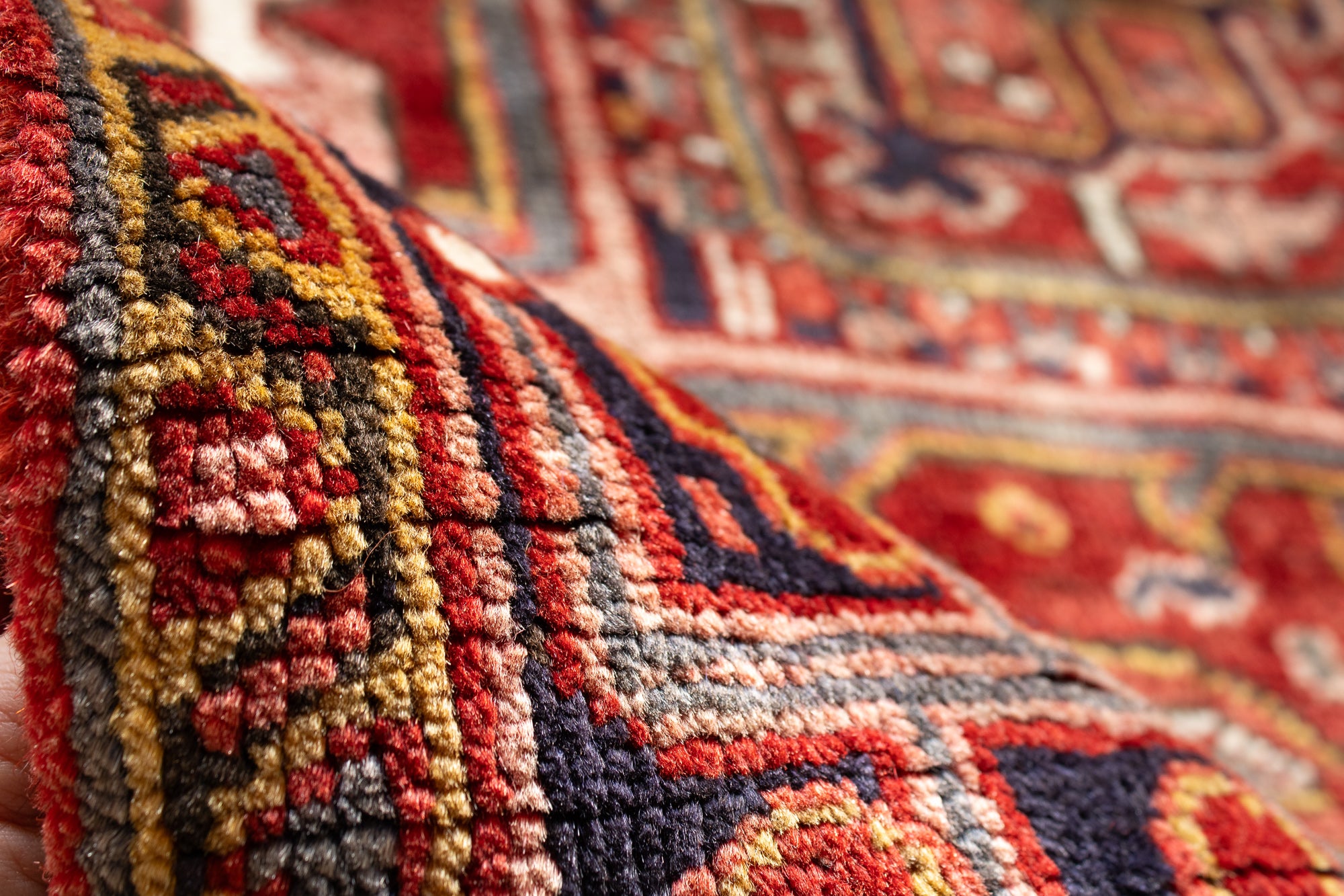 Persian Heriz Rug <br> 8'2 x 11'2