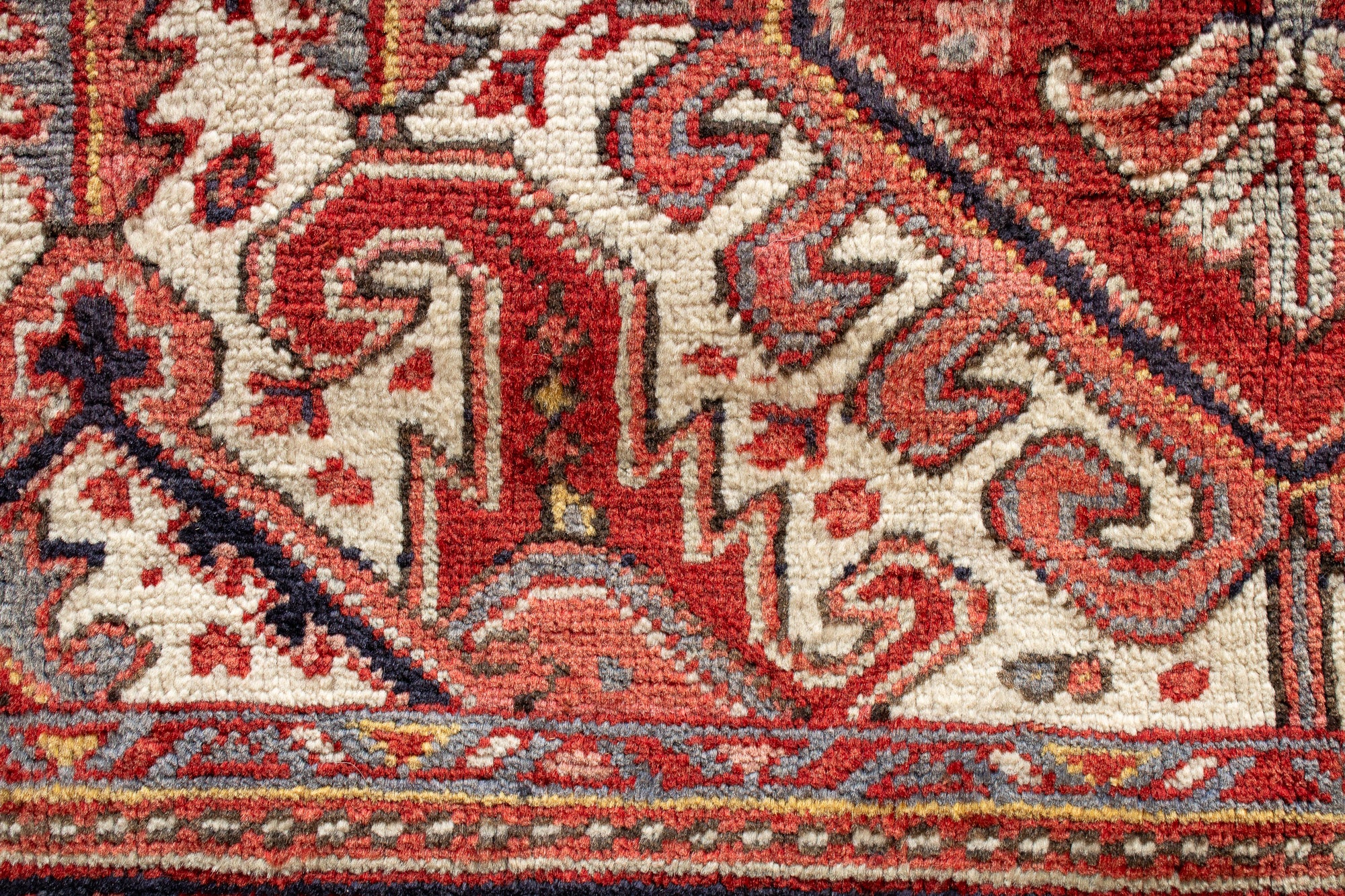 Persian Heriz Rug <br> 8'2 x 11'2