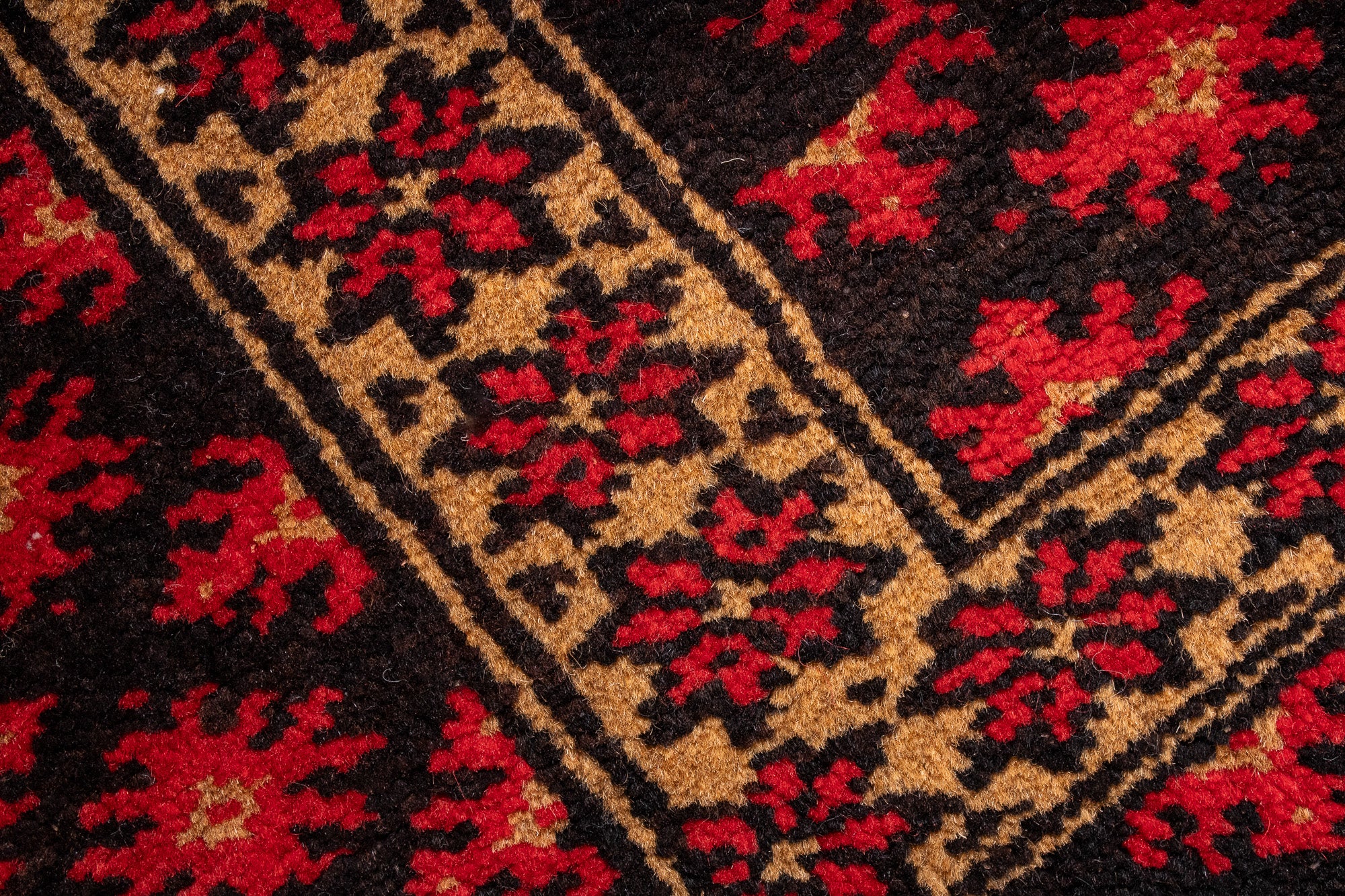Parsian Balouch Rug <br> 4'0' x 5'0'