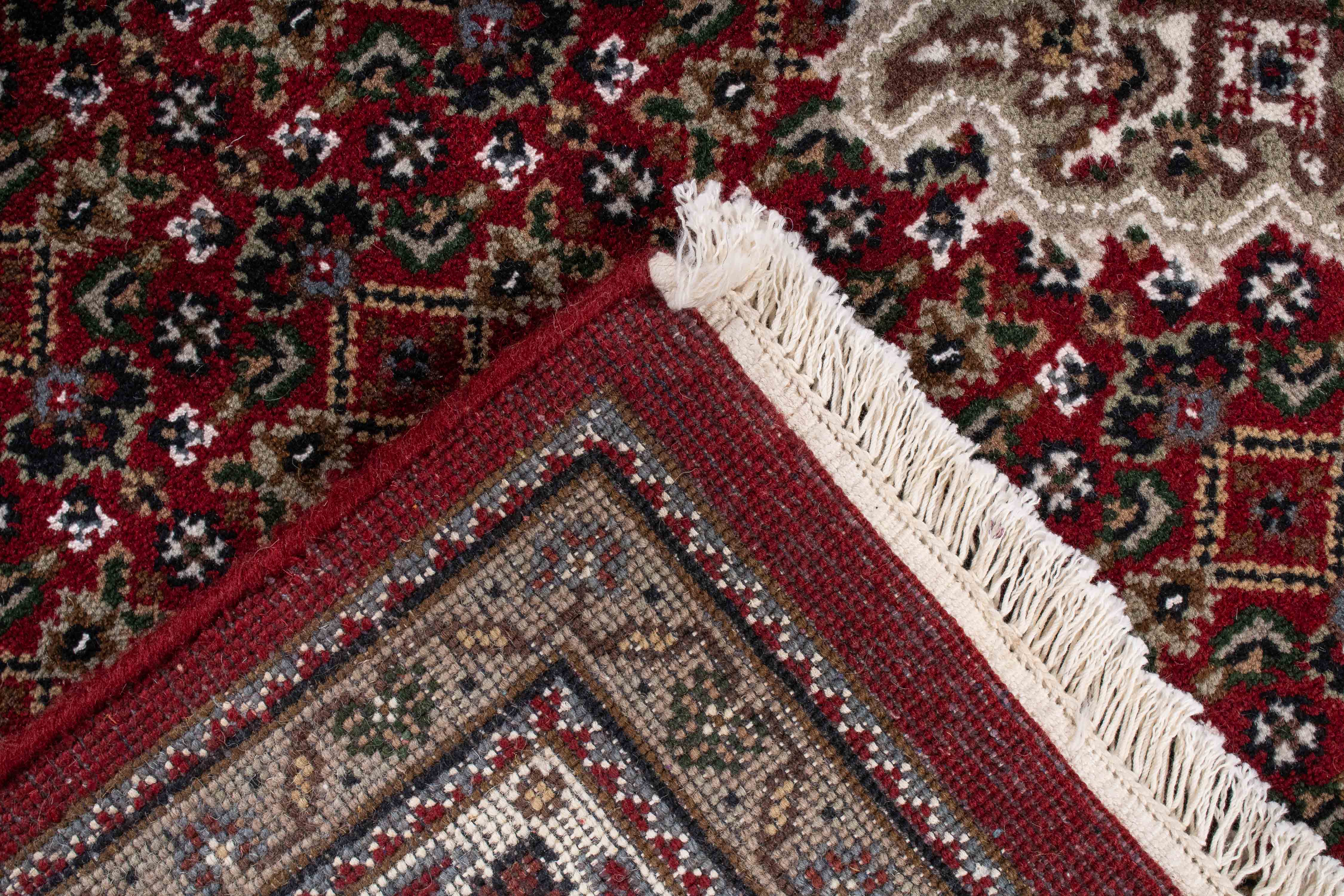 Indian Bidjar Design Rug <br> 5'1 x 7'5