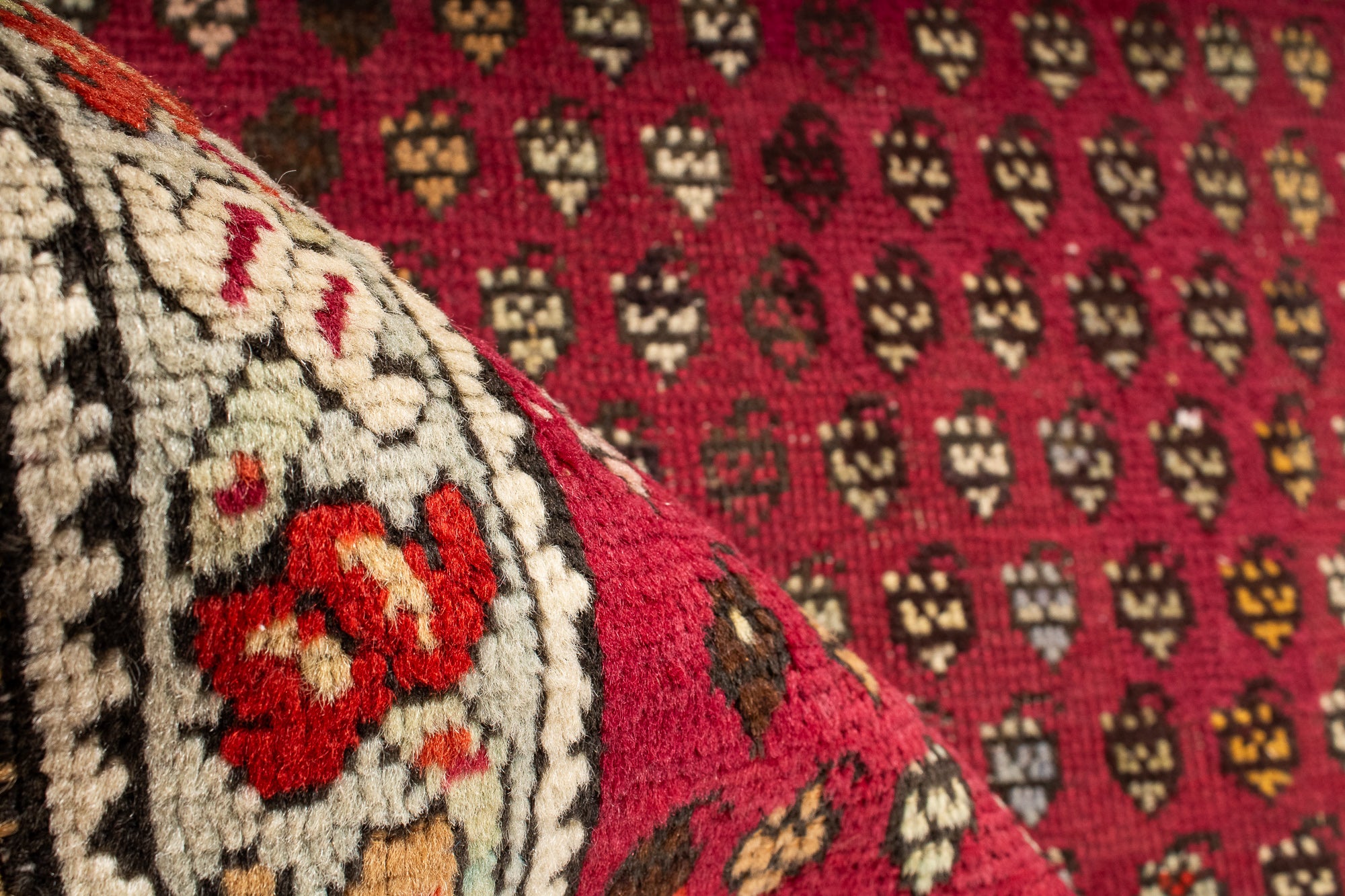 Antique Kurdish Rug <br> 3'0' x 5'0'