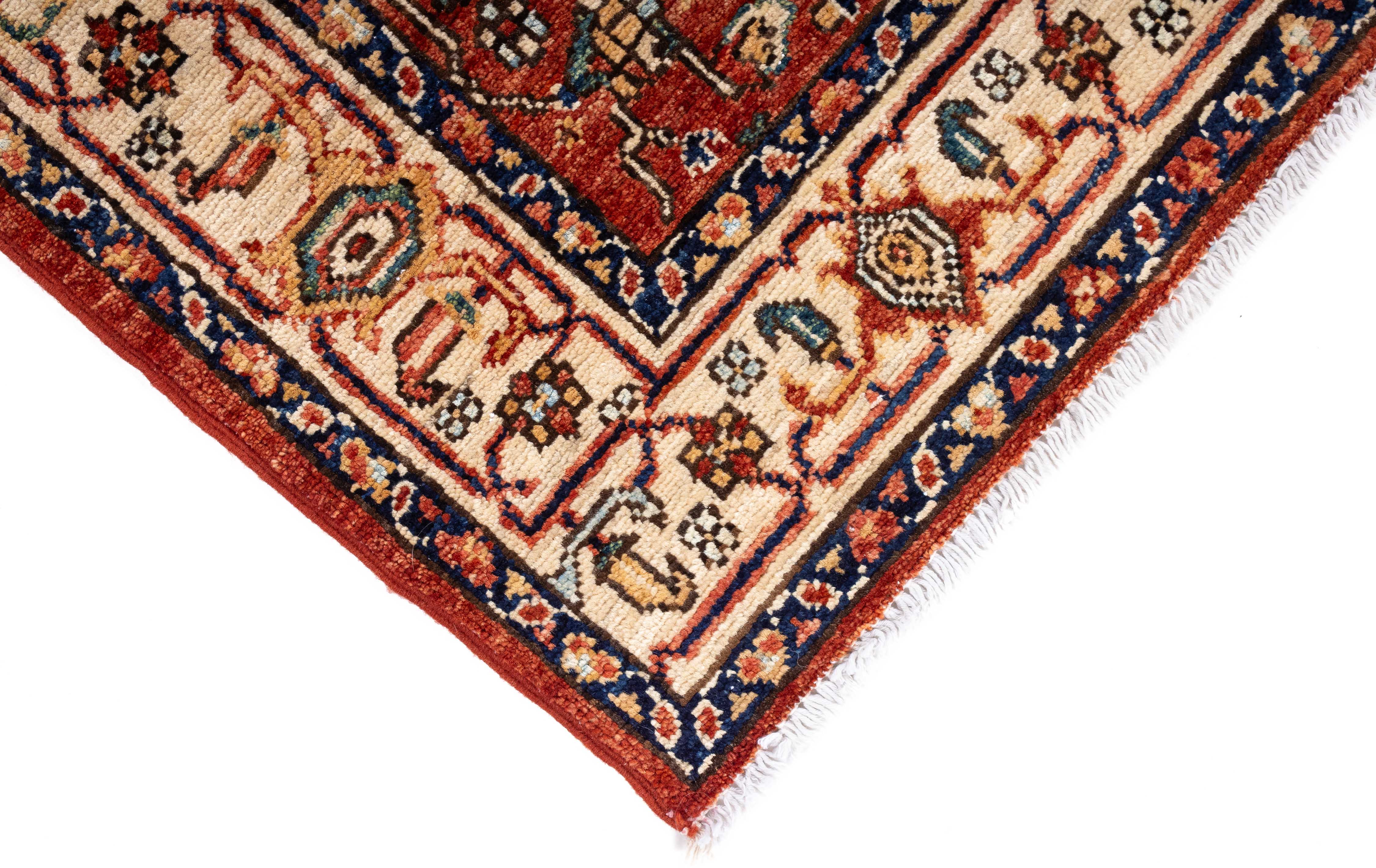 Traditional Pakistan Serapi Design Rug <br> 3'2 x 5'4