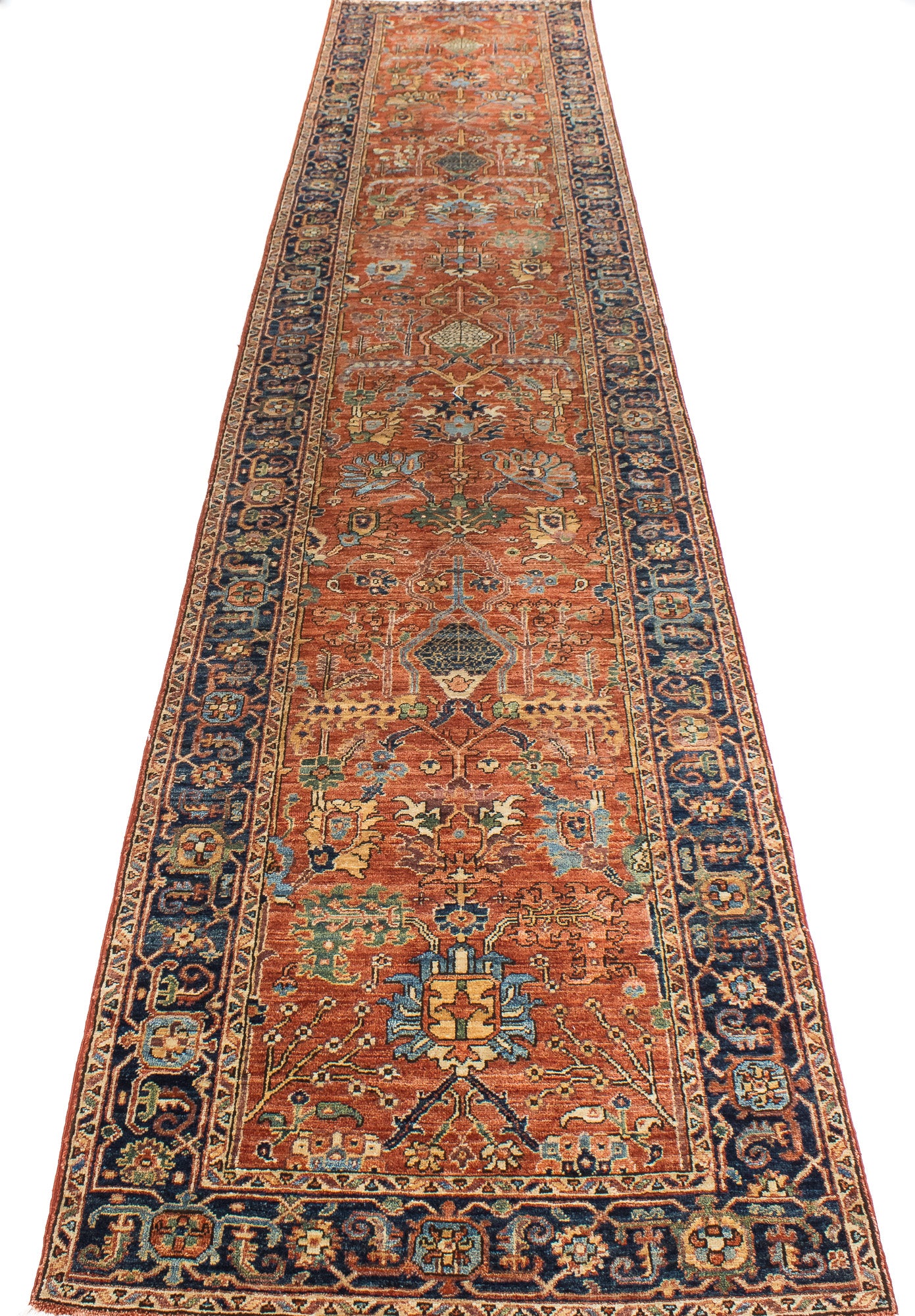 Pak Serapi Runner <br> 3'0 x 16'10