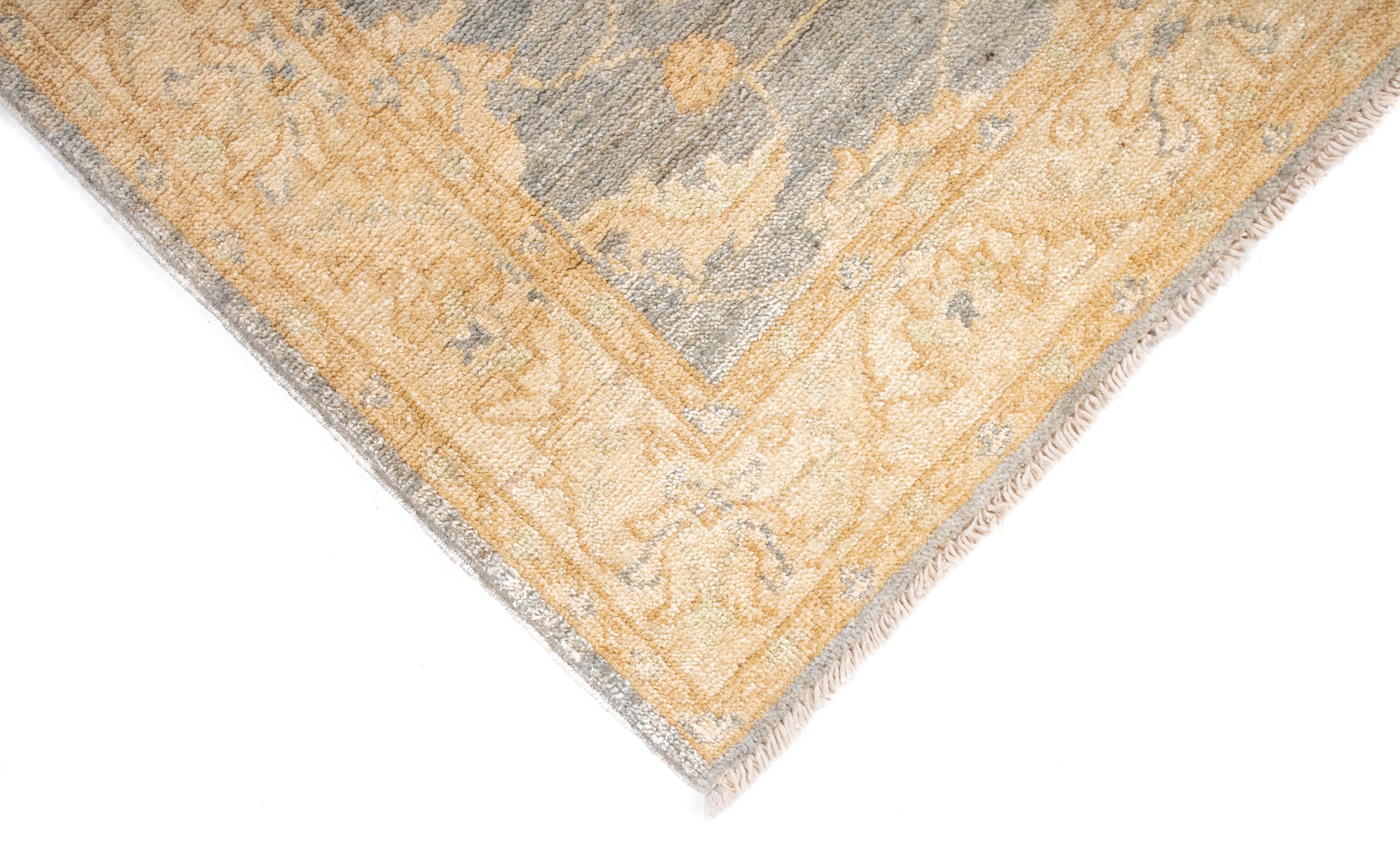 New Pakistan Transitional Rug <br> 2'8 x 9'8