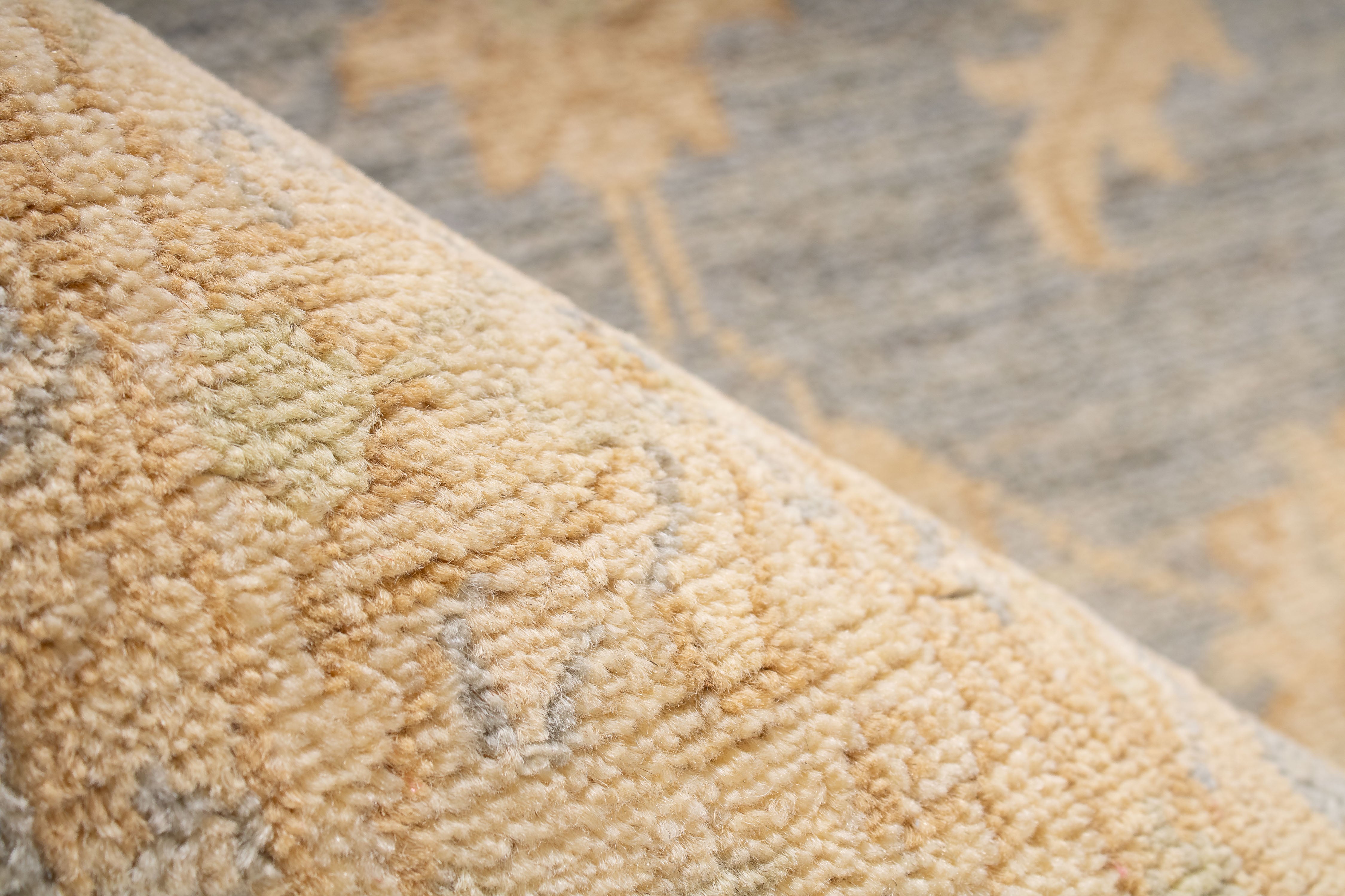 New Pakistan Transitional Rug <br> 2'8 x 9'8