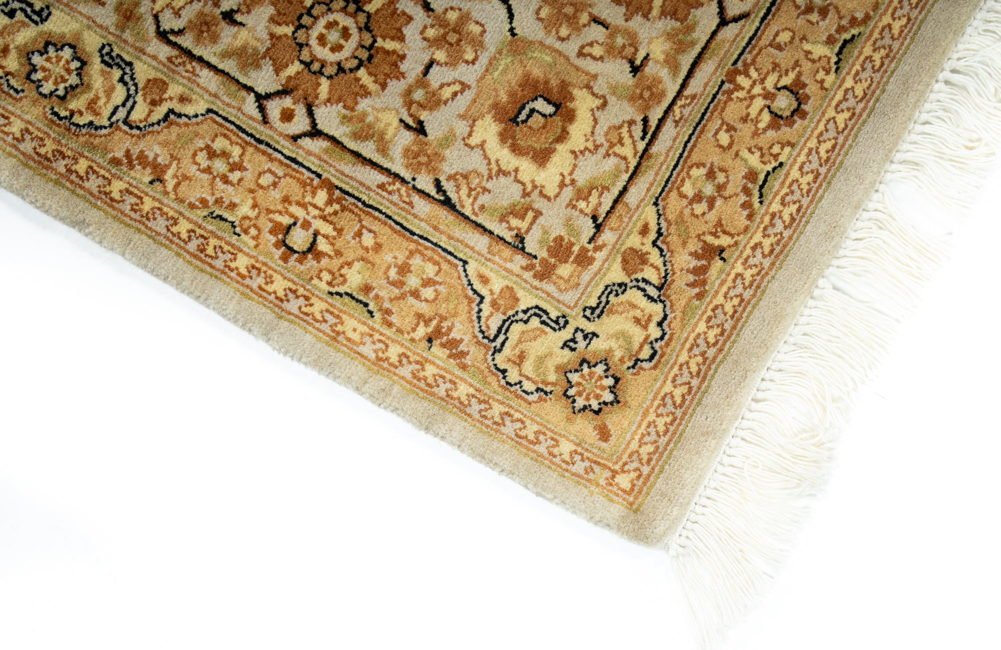 Pak Tabriz Rug <br> 4'0 x 6'0