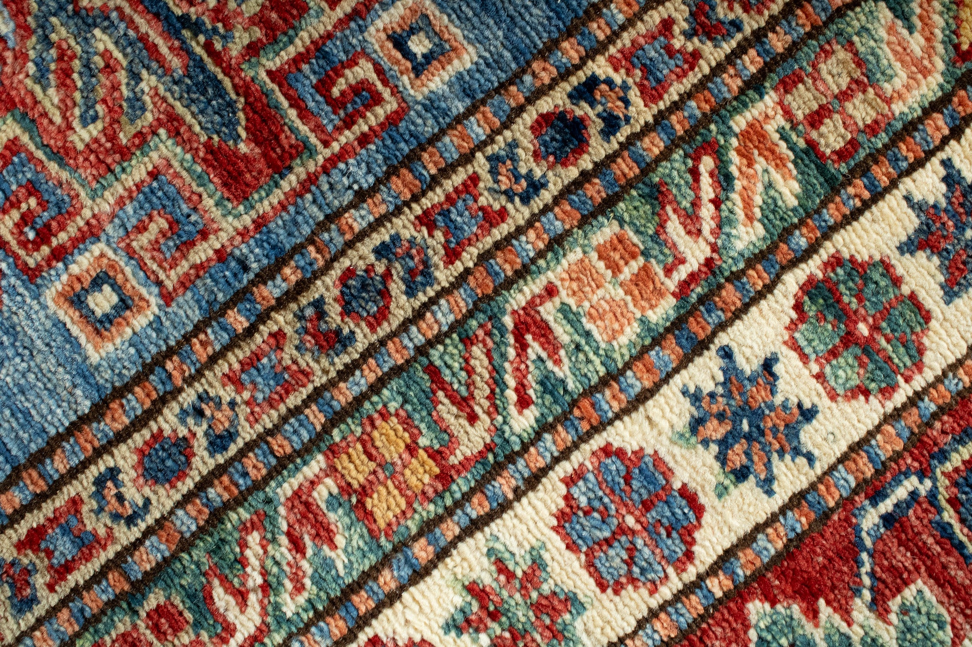 New Handwoven Geometric Pak Kazak Rug <br> 9'0 x 13'0