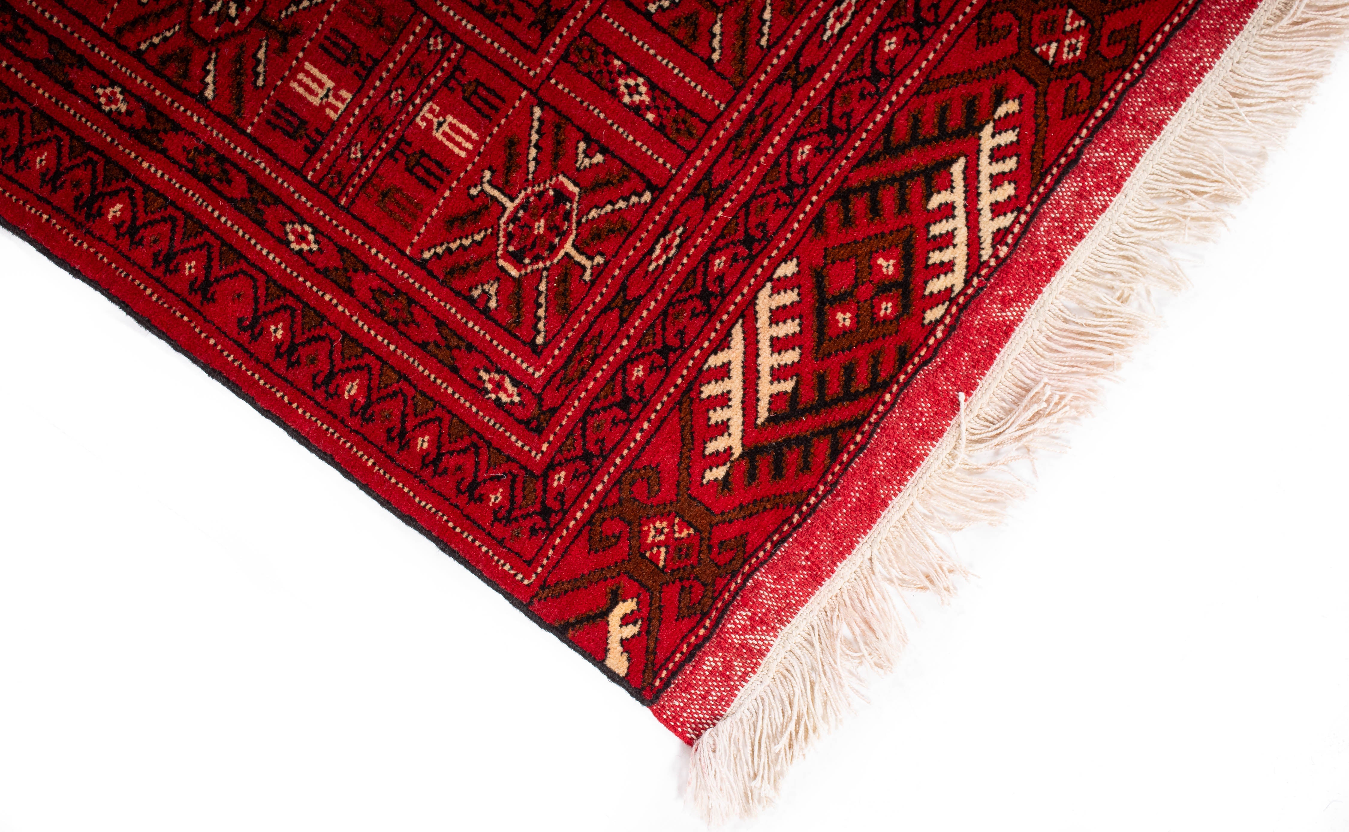 Persian Bokhara Rug <br> 4'2 x 5'10