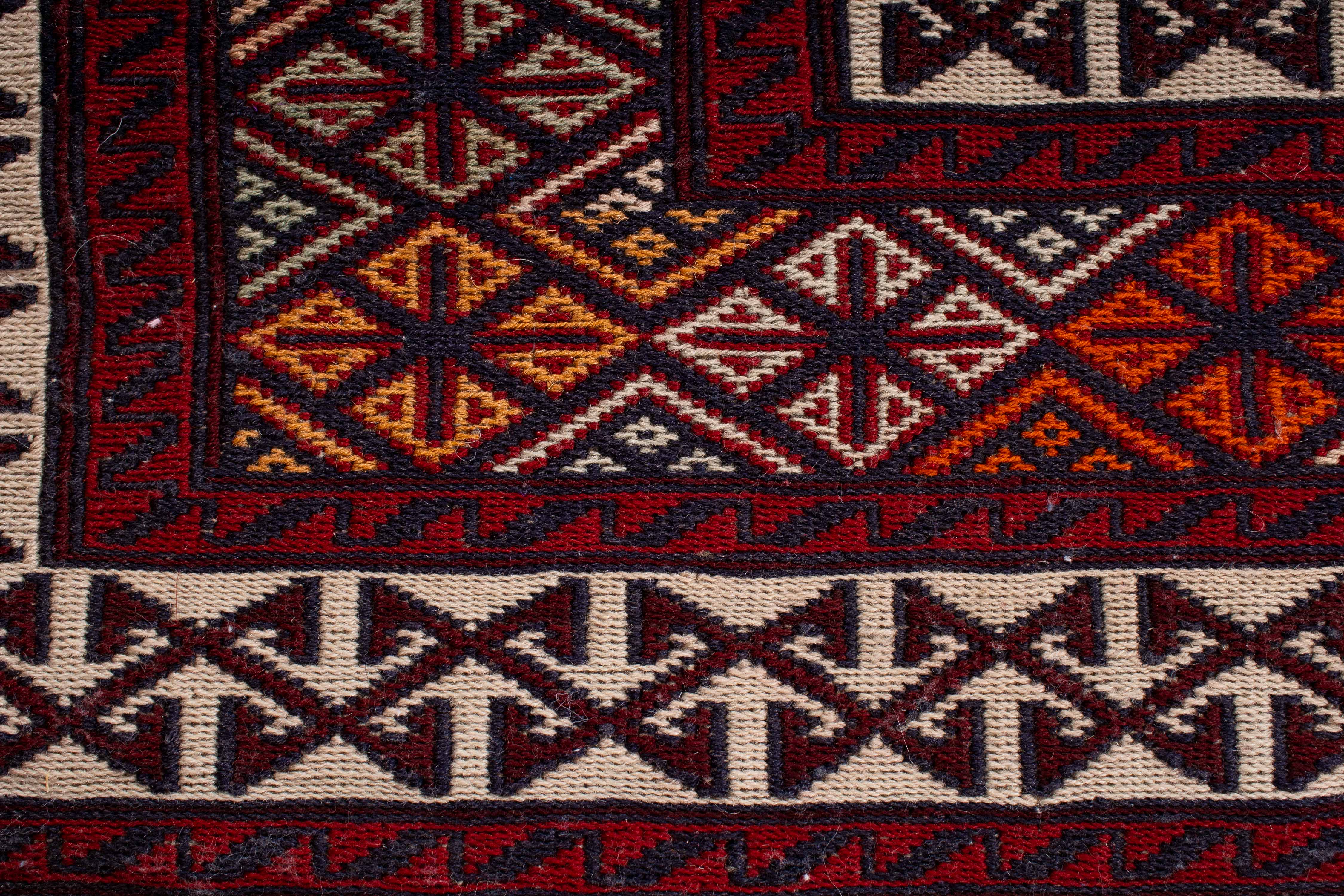 Pakistan Flatweave Rug <br> 4'5 x 6'5