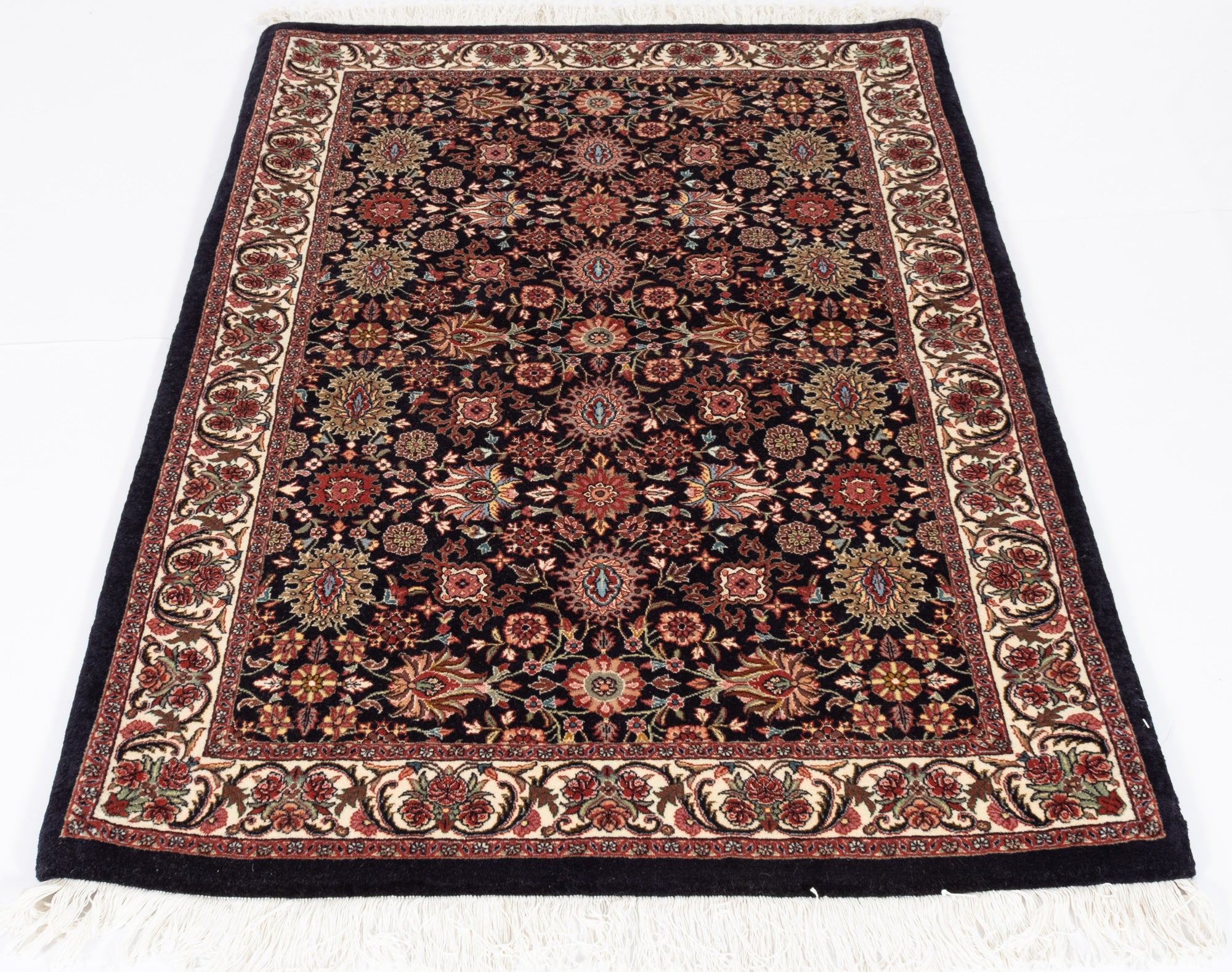 New Persian Bidjar Rug  <br> 3'10 x 5'10