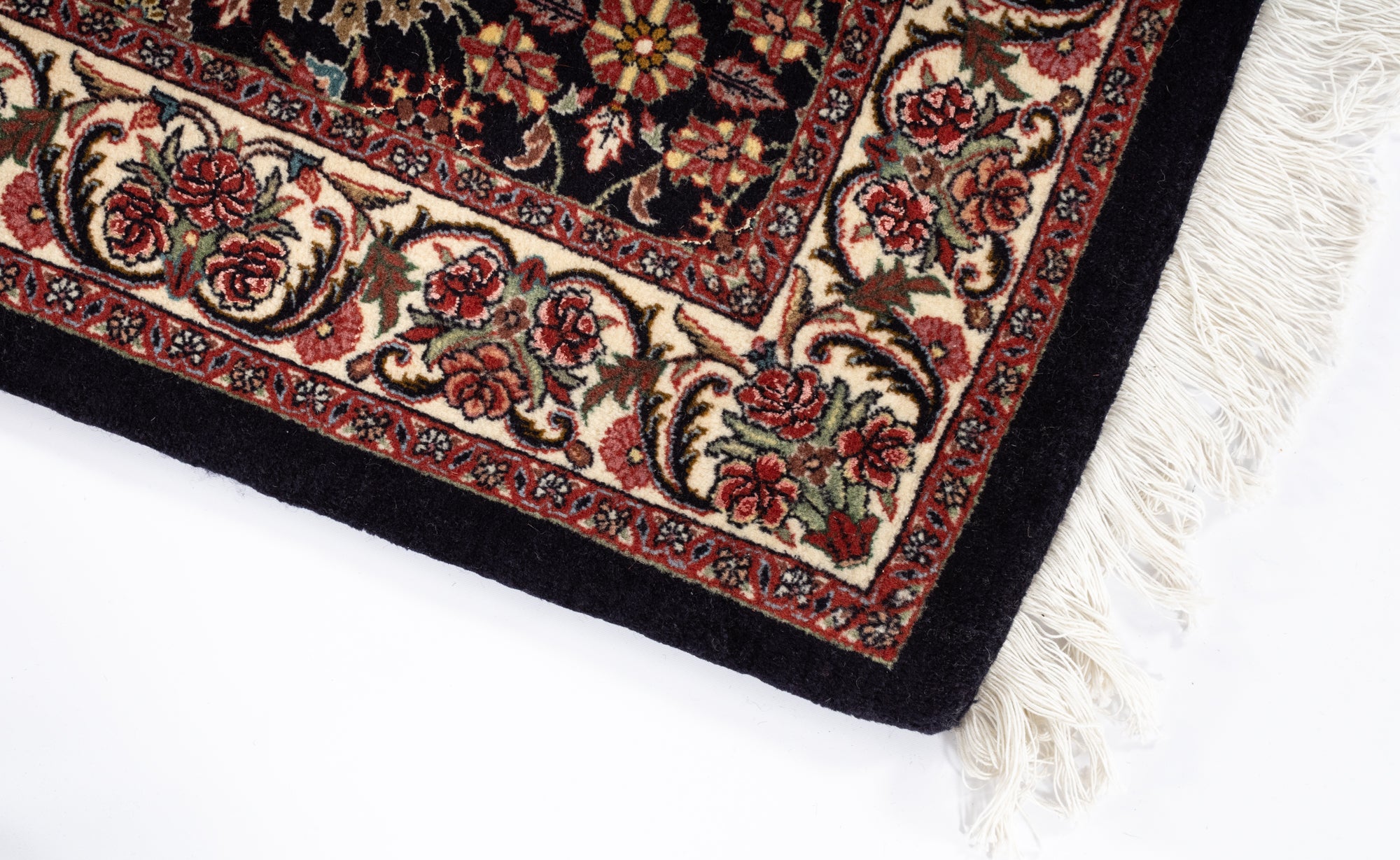 New Persian Bidjar Rug  <br> 3'10 x 5'10