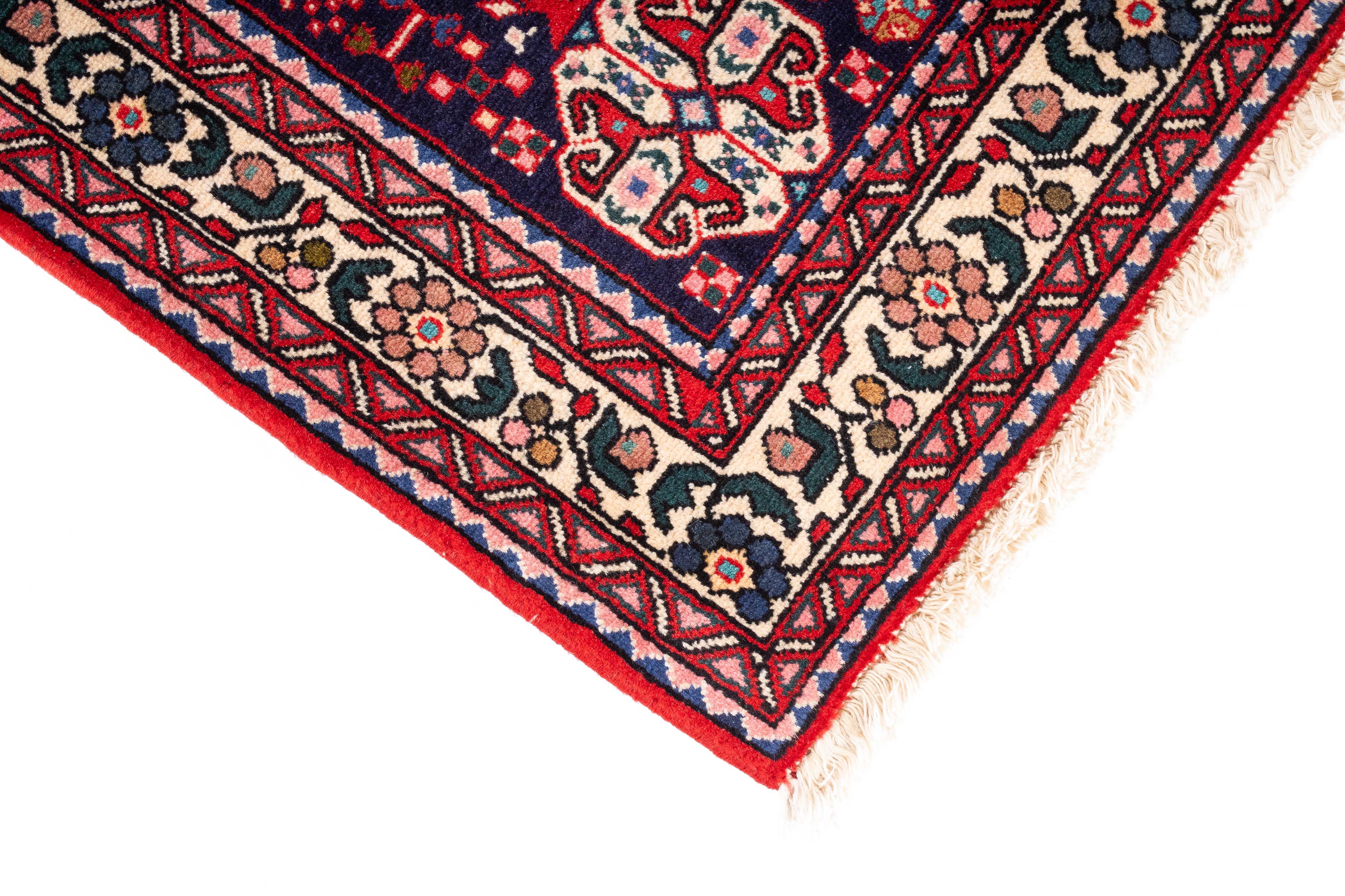 Traditional Persian Abadeh Rug <br> 3'4 x 4'11
