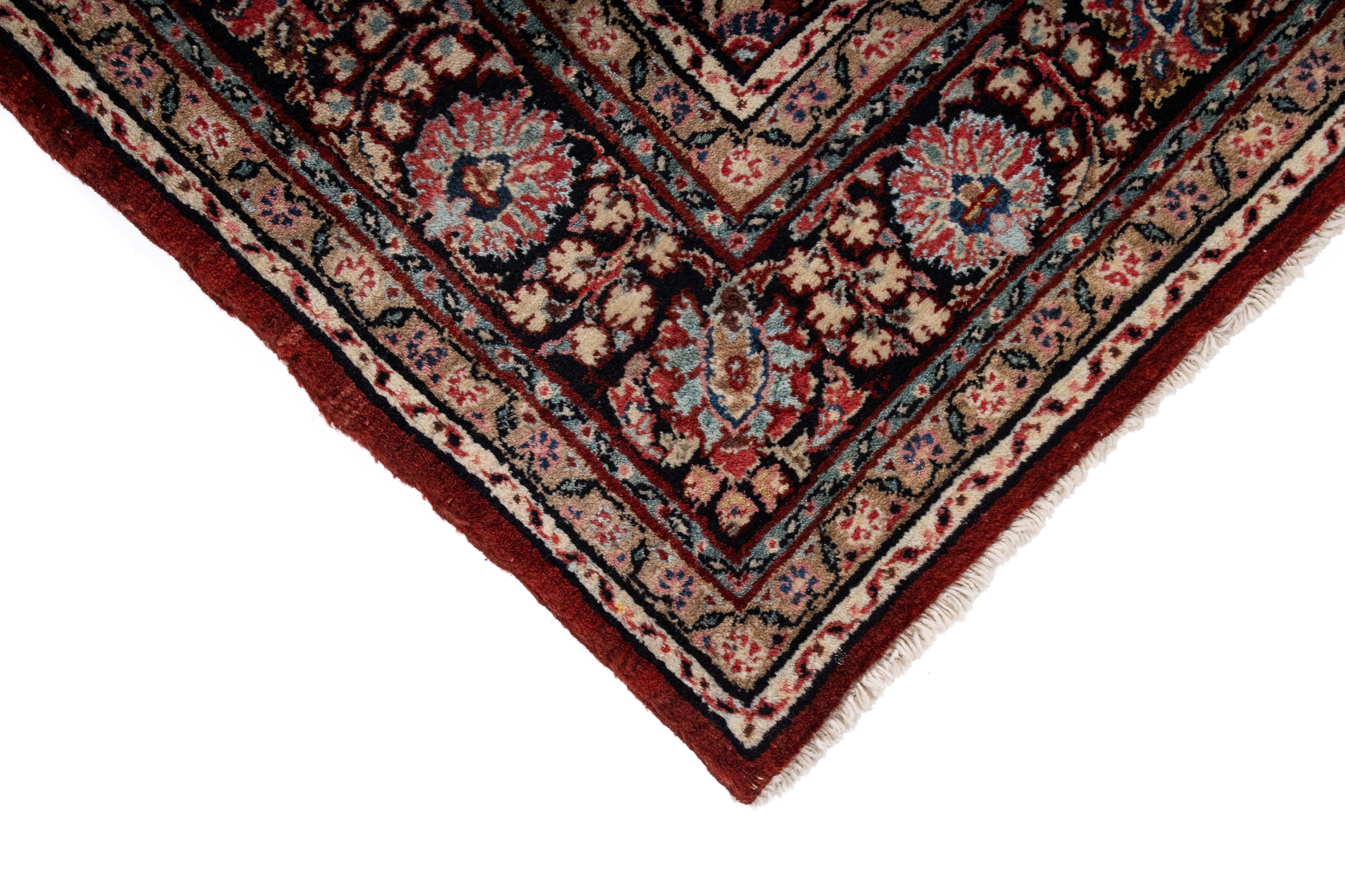 Antique Persian Kazvin Sarouk Rug <br> 4'3 x 6'7