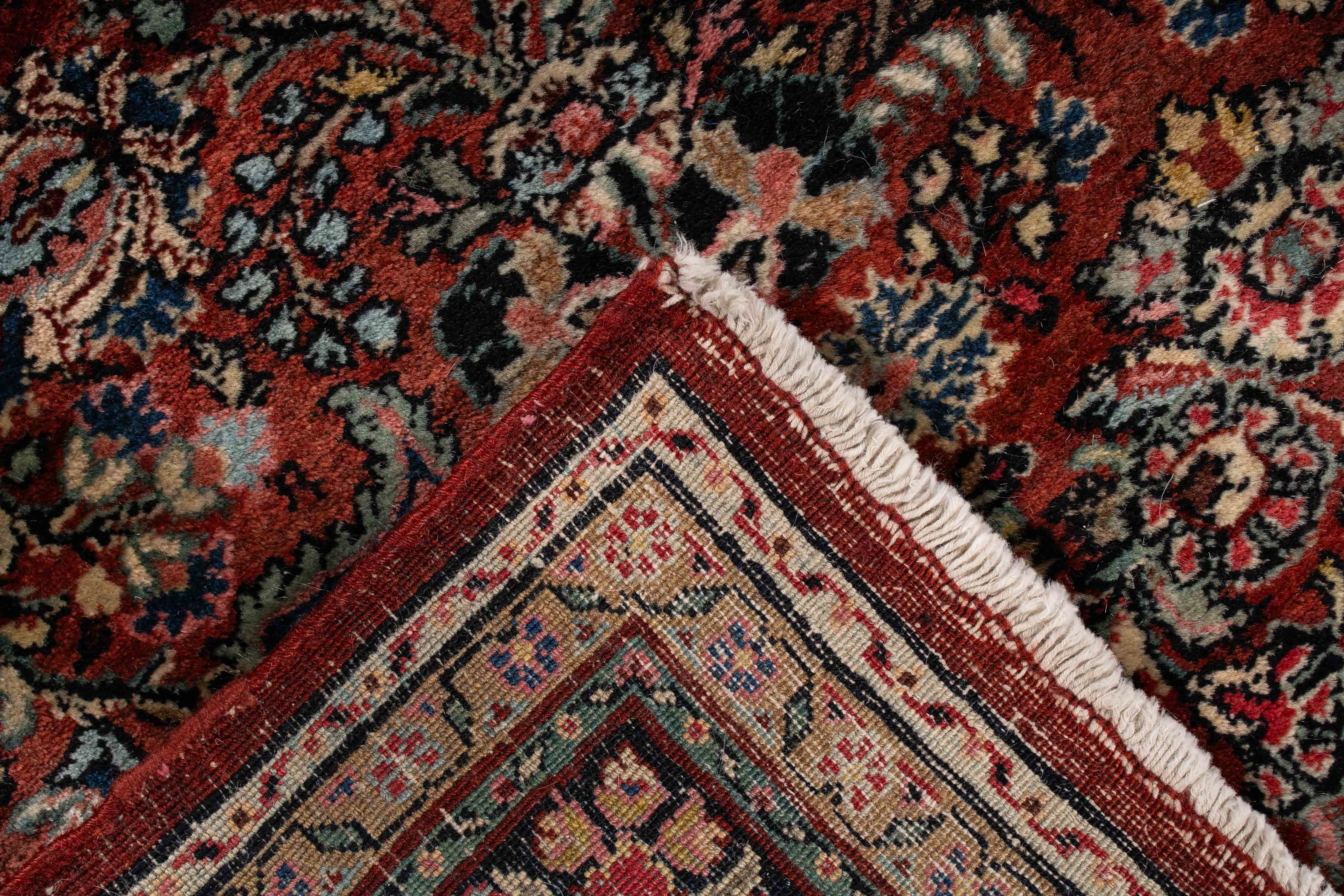 Antique Persian Kazvin Sarouk Rug <br> 4'3 x 6'7