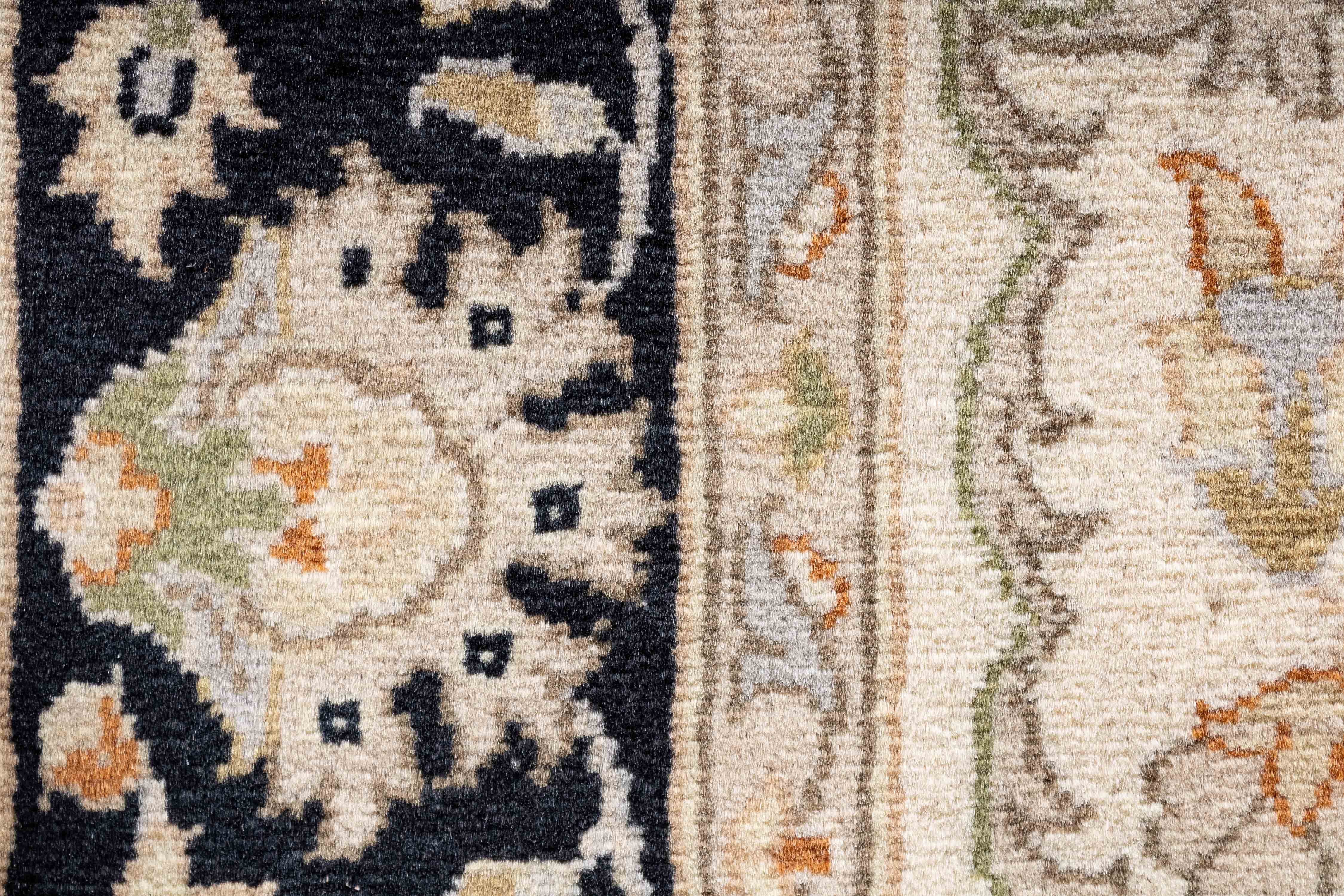 Traditional Pakistan Tabriz Design Rug <br> 3'1 x 5'5
